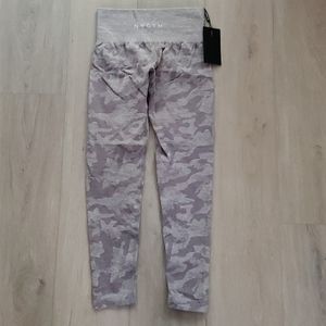 Nvgtn Camo Gray Leggings XS NWT new